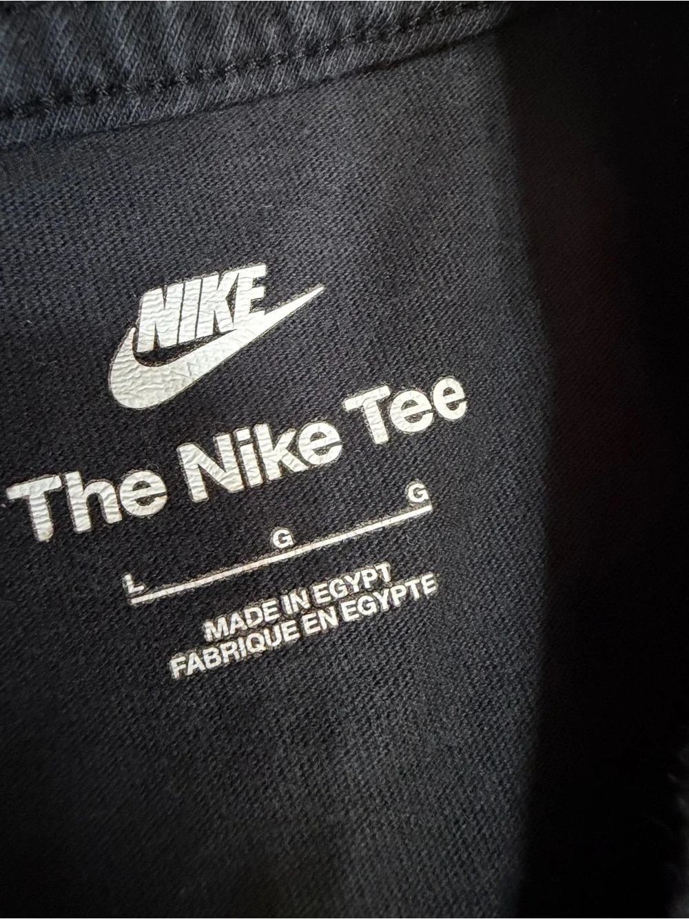 Nike Boys Graphic T-Shirt Large Sportswear Interstellar Magic Wizard Embroidered